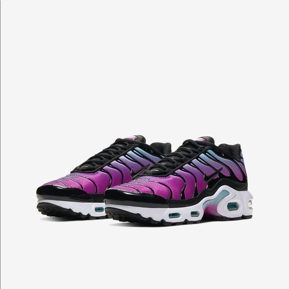 womens purple nike air max plus